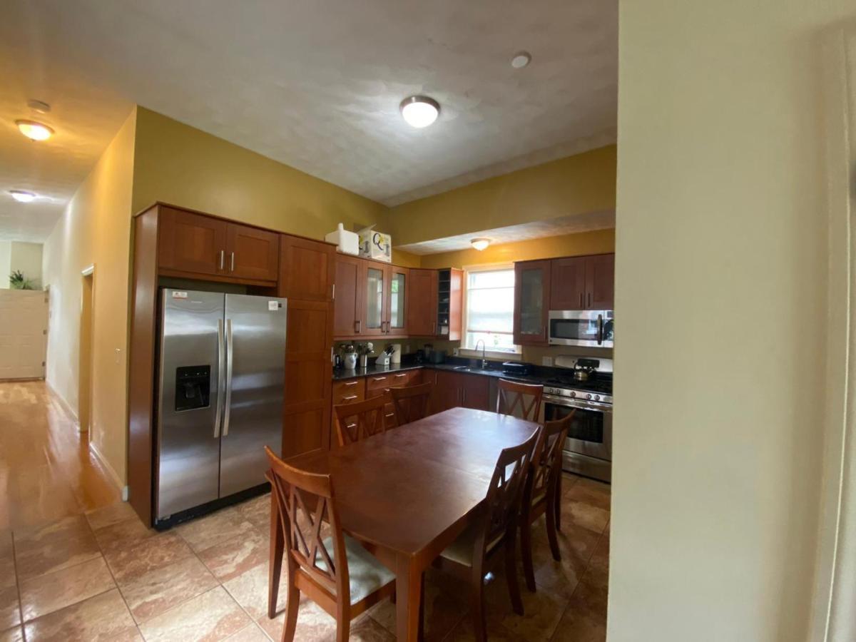2 Bedroom Boston Condo In Jamaica Plain With Parking Exterior photo