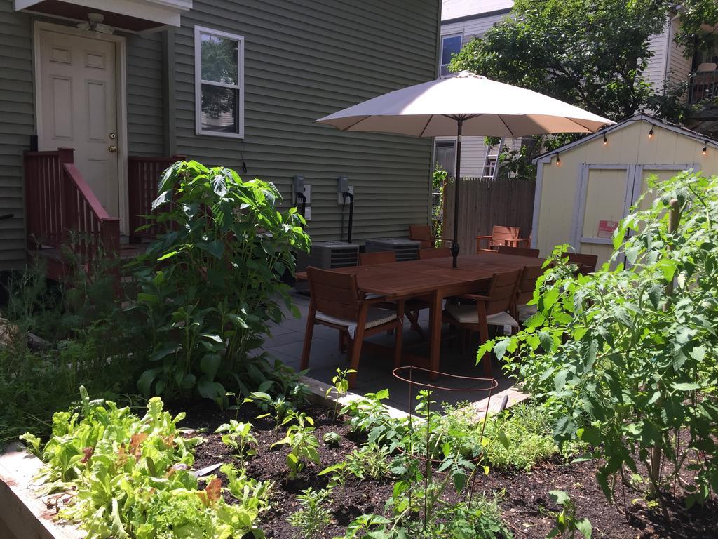 2 Bedroom Boston Condo In Jamaica Plain With Parking Exterior photo